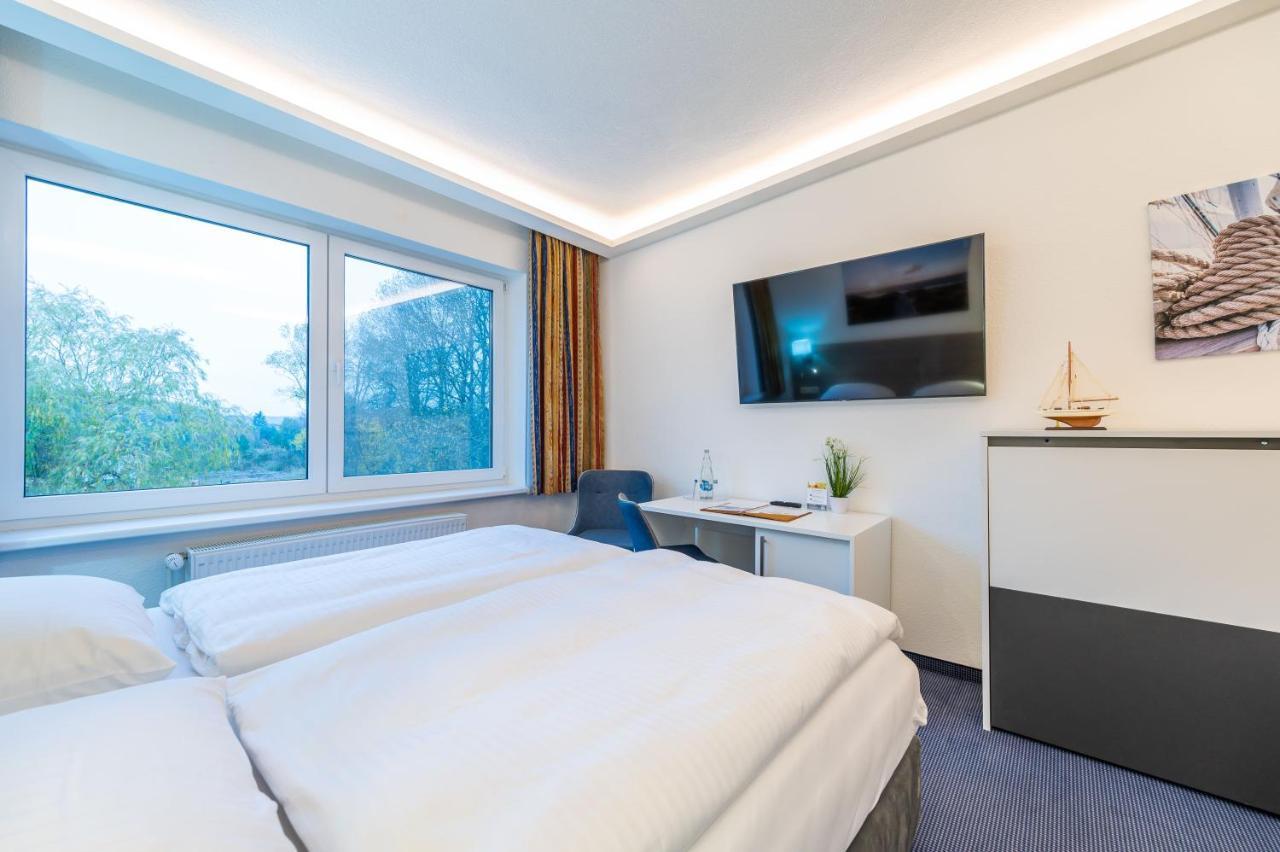 Hotel Mukran Засниц Экстерьер фото