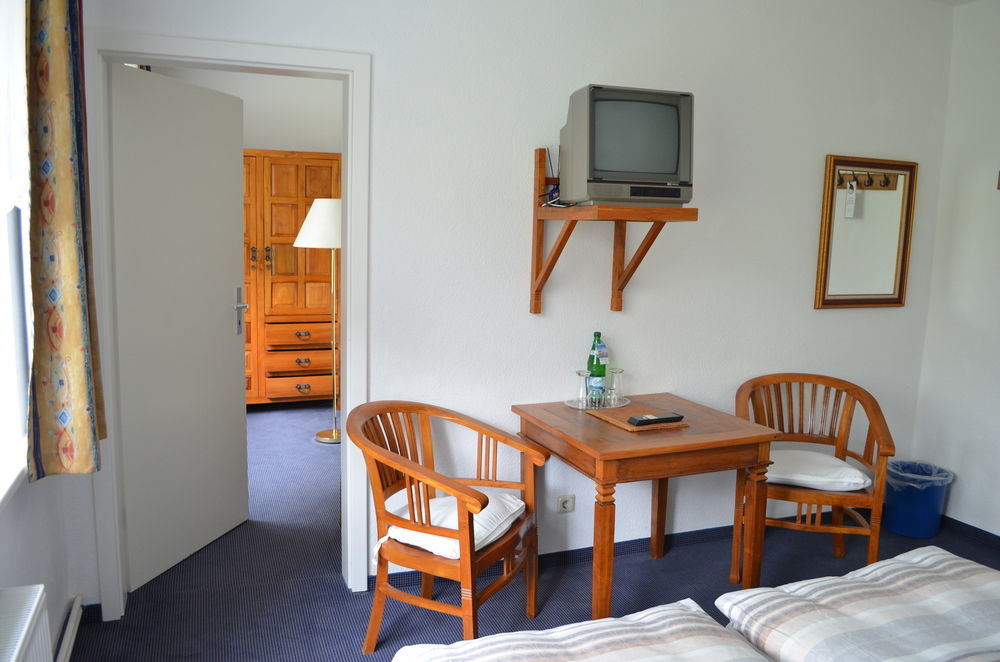 Hotel Mukran Засниц Экстерьер фото