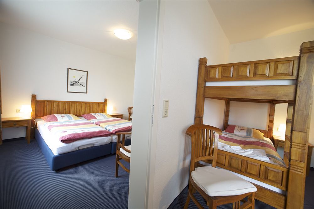 Hotel Mukran Засниц Экстерьер фото
