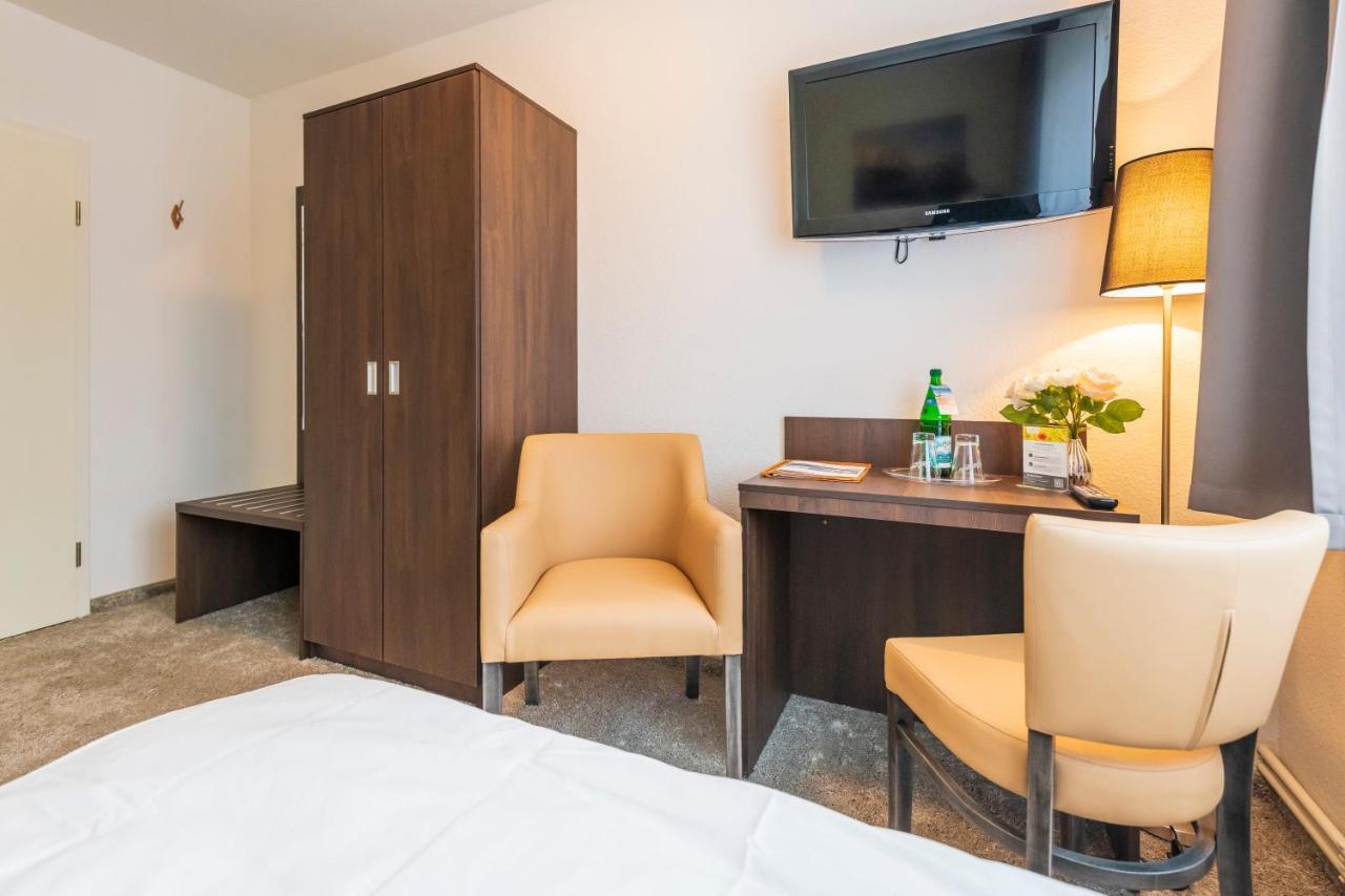 Hotel Mukran Засниц Экстерьер фото