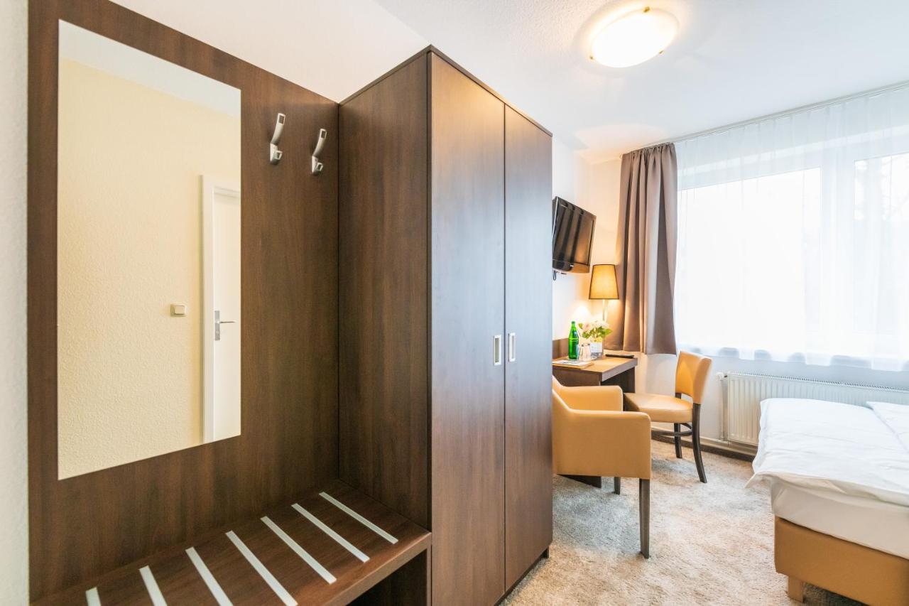 Hotel Mukran Засниц Экстерьер фото